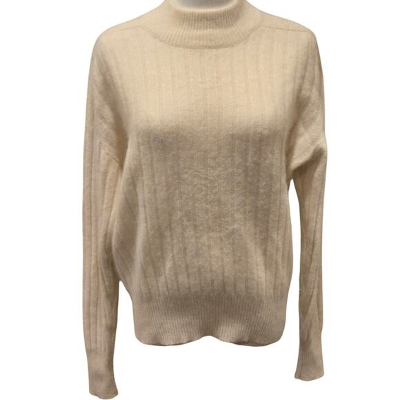 La Redoute Lambswool Angora Cream Sweater Faux Pearl Shoulder Accents Large - Picture 1 of 10